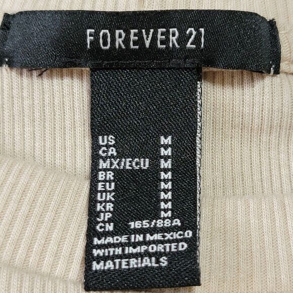 Forever 21 Junior LS Tee Sign Language L.O.V.E. Ivory- Size Medium - Picture 4 of 5